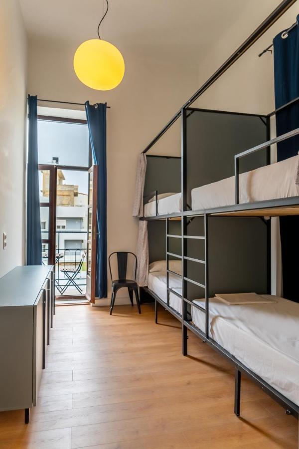 Intra Muros Hostel Heraklion  Екстер'єр фото