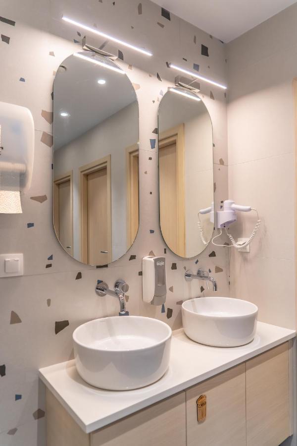 Intra Muros Hostel Heraklion  Екстер'єр фото