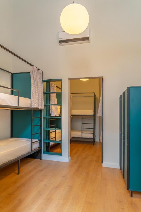 Intra Muros Hostel Heraklion  Екстер'єр фото